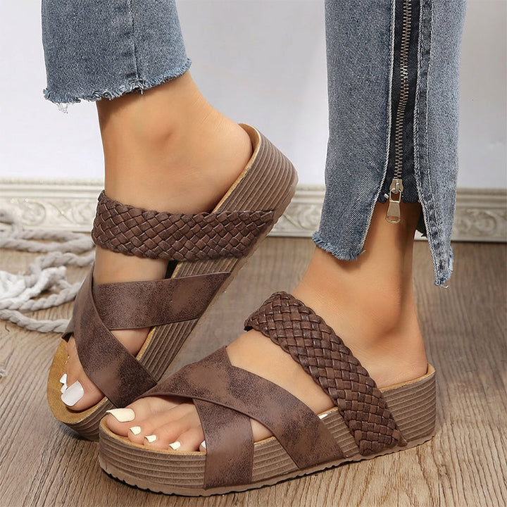 Dam Korsande Vävda Remmar Kloss Sandaler – Förhöjd Plattform & Dubbel Rem – Sommar Essential 🌿