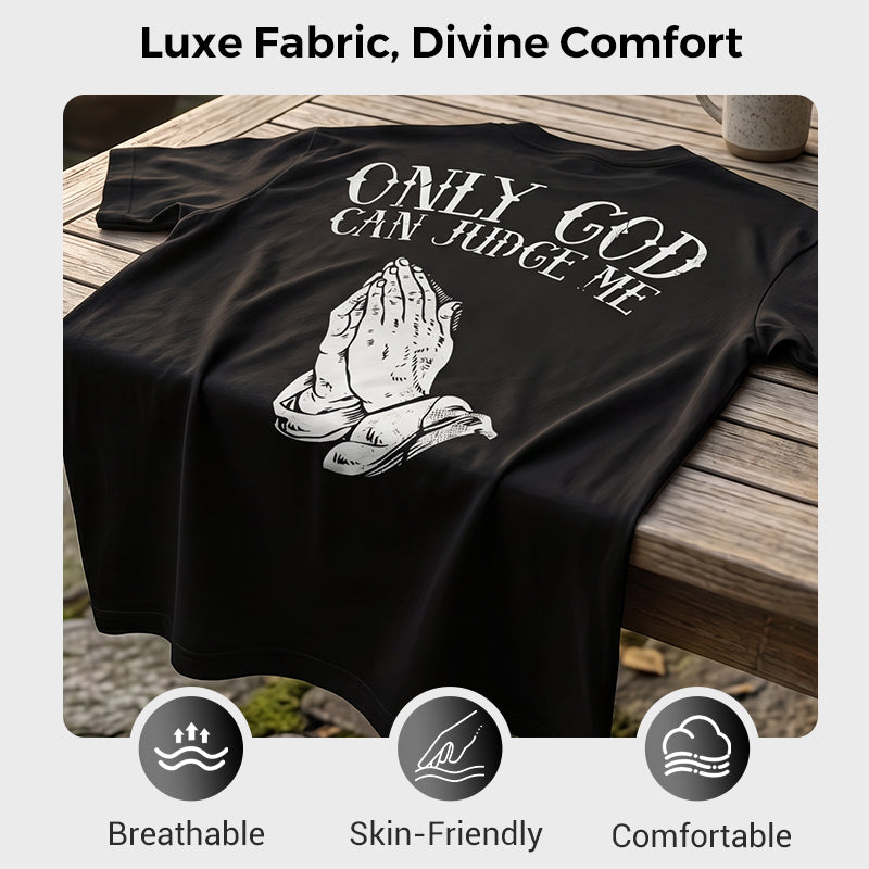 🙏 T-shirt med motiv av en man som ber med händerna ihop ✨